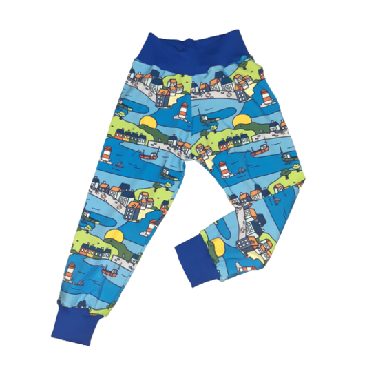 Little Fishing Village Relaxed Fit - Wifflepigs Colourful Clothing