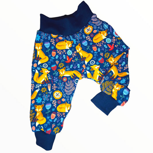 Cloth nappy friendly childrens leggings in a fox print fabric