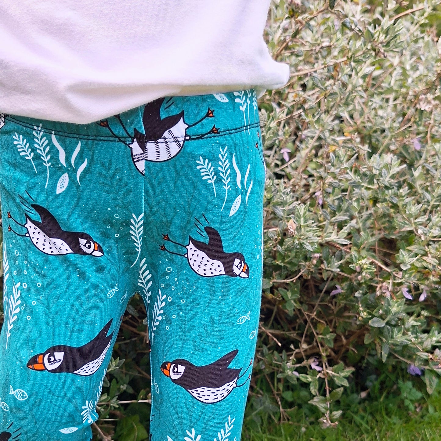 Blue puffin print children's leggings