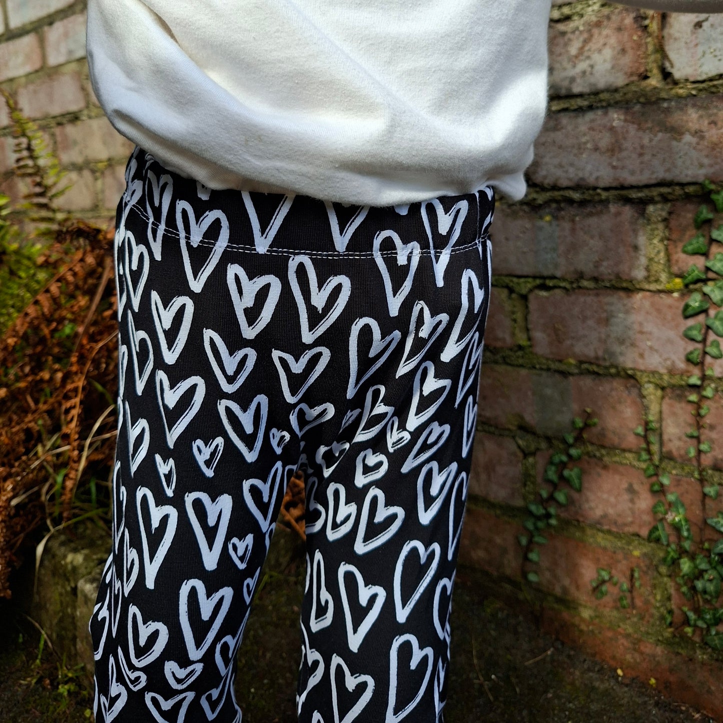 Mono Hearts Cross Fit Trousers - Wifflepigs Colourful Clothing 